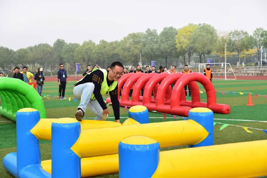 Z6���������ǲ�(�й���)���޹�˾����