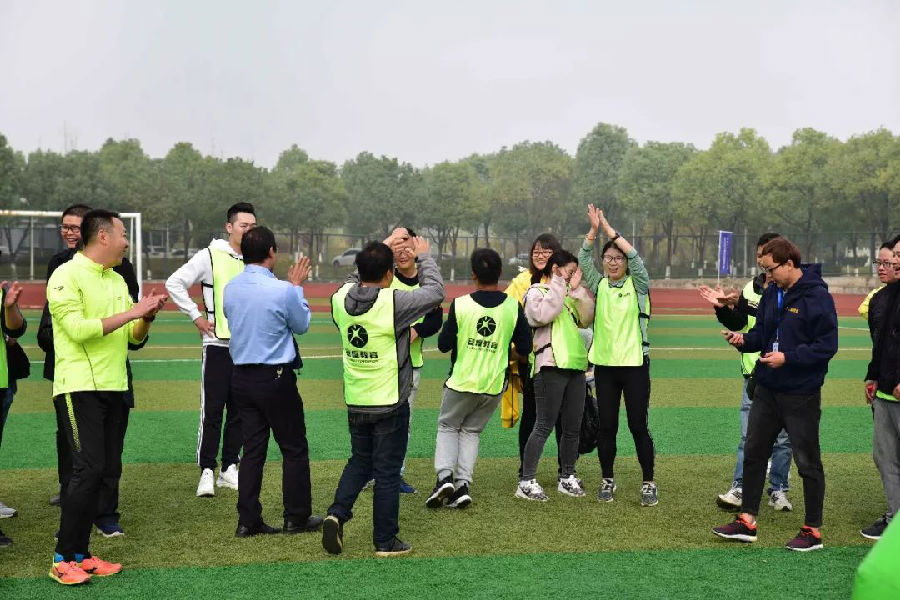 Z6���������ǲ�(�й���)���޹�˾����