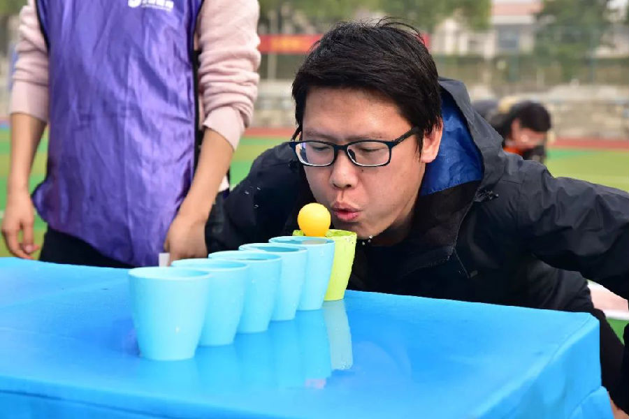 Z6���������ǲ�(�й���)���޹�˾����