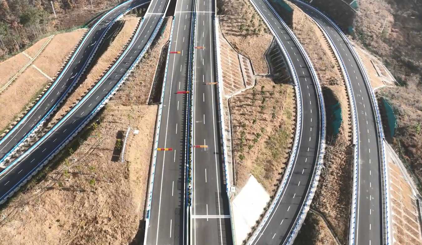 Z6���������ǲ�(�й���)���޹�˾����