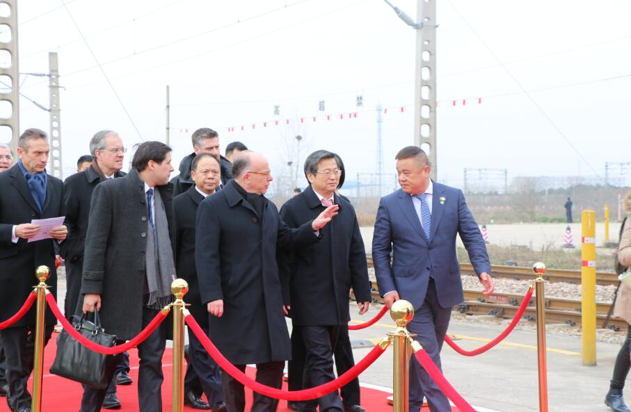 P020220629357176843418