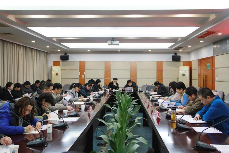 吃吃吃.jpg Z6·人生就是博(中国区)有限公司官网